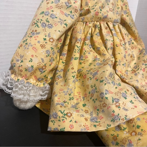 Vintage Handmade Female Girl Sock Monkey Doll With Yellow Dress And Earrings - Picture 5 of 8